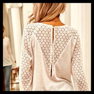💕Contrast Lace Button Back Long Sleeve NEW💕